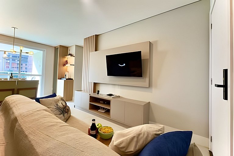 Home Club Pé na Areia • Lazer Completo em Piçarras