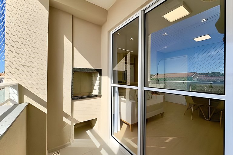 Apto c/Ar Condicionado Piscina Churrasqueira