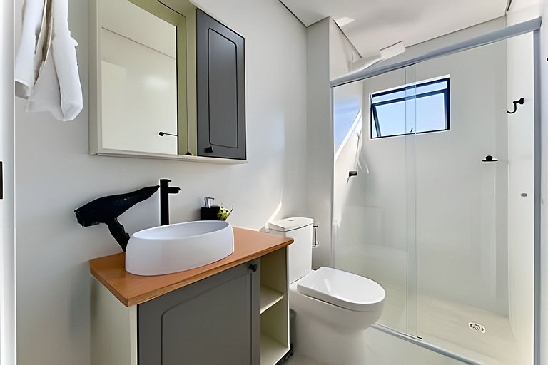 Apto completo a 9min do Beto Carrero + Lazer