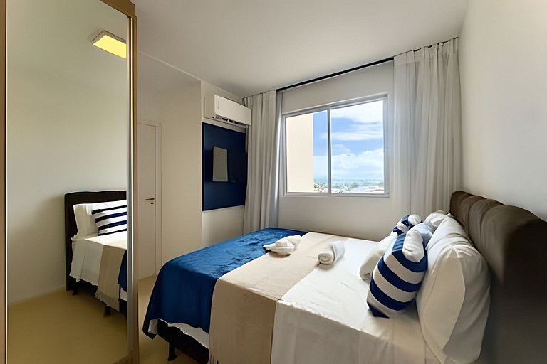 Apto c/ Ar, Piscina e Churrasqueira