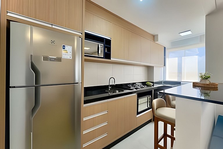 Apto c/ Ar, Piscina e Churrasqueira