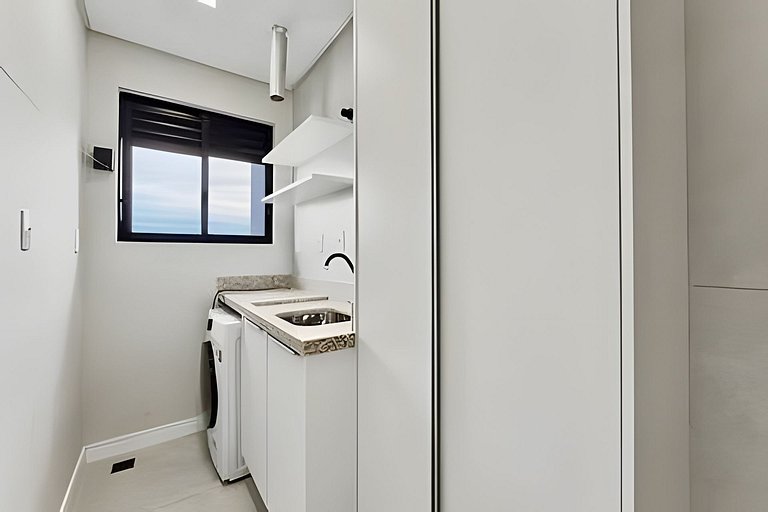 180m da praia | Apto central, amplo e moderno