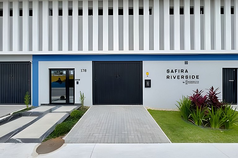 180m da praia | Apto central, amplo e moderno