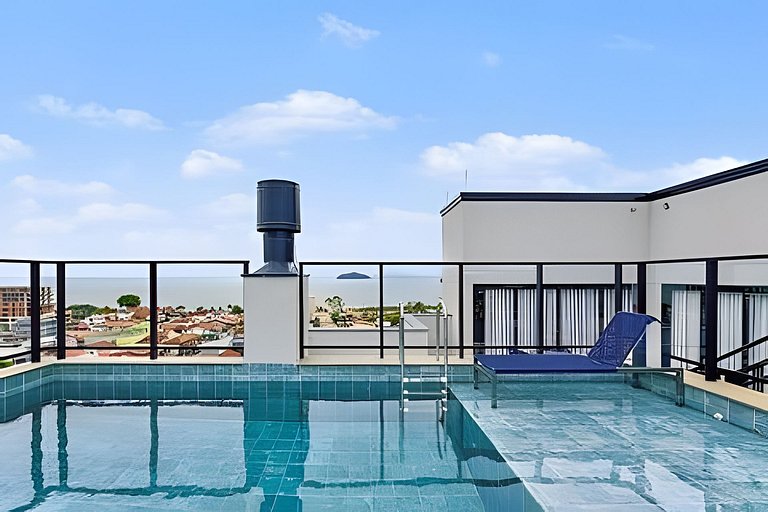 180m da praia | Apto central, amplo e moderno