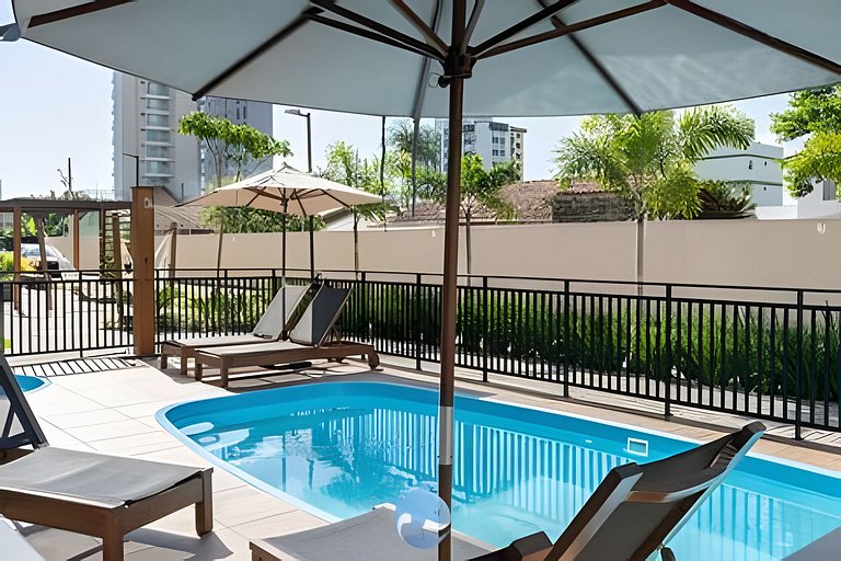 Apto c/ Piscina e Churrasqueira a 150 m da PRAIA