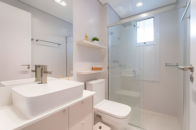 Ideal para Família! Conforto e Lazer - Pé na Areia
