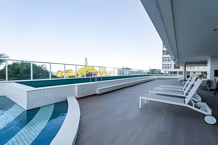 Apto Moderno | Vista Mar c/Piscina e conforto