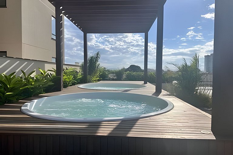 A 300m PRAIA c/Piscina Ar e 8min Beto Carreiro
