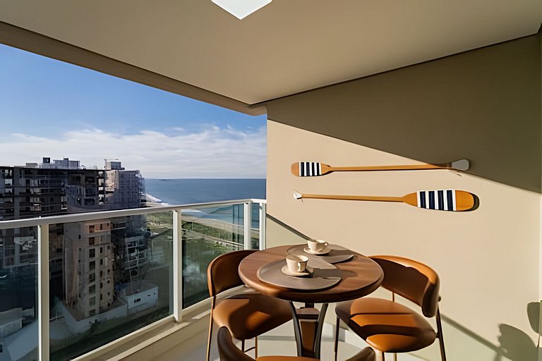 Apto com Sacada Gourmet e Vista Mar