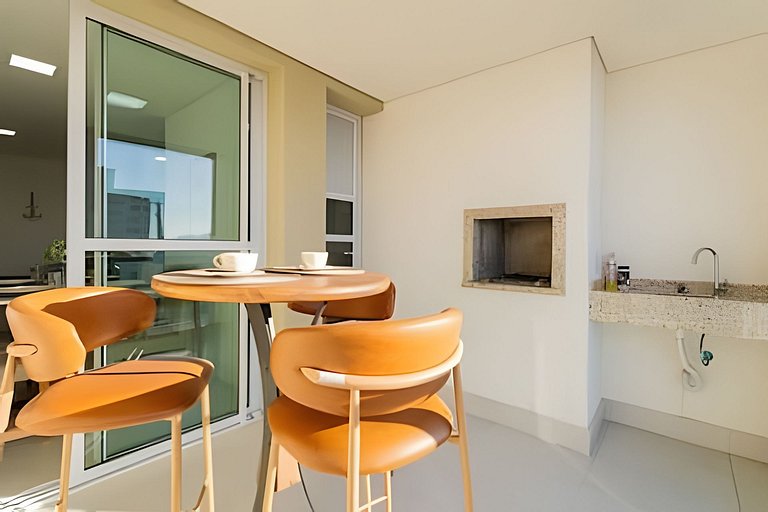 Apto com Sacada Gourmet e Vista Mar