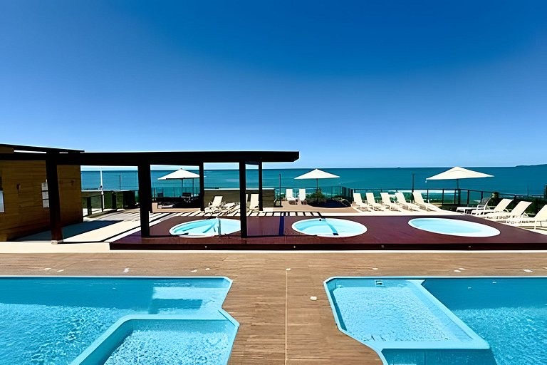 Pé na Areia c/ Piscina e Churrasqueira Privativa