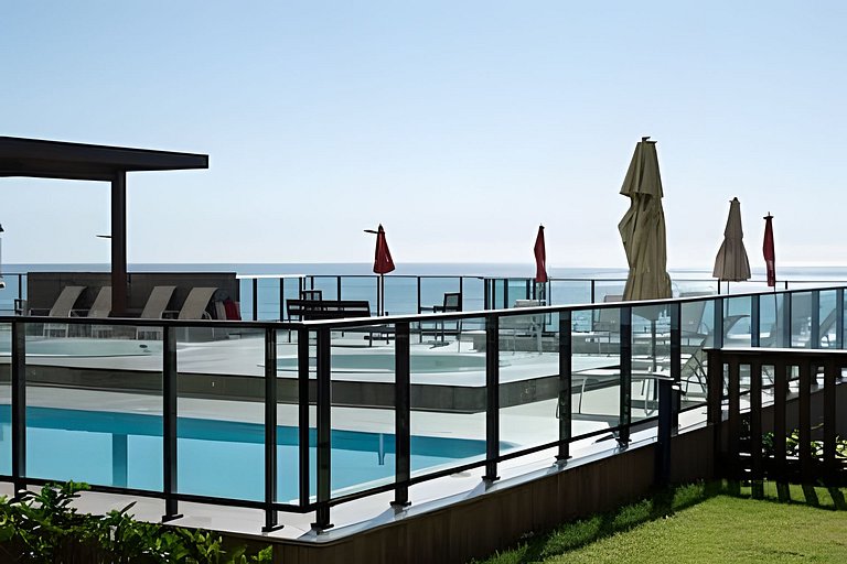 Pé na Areia c/ Piscina e Churrasqueira Privativa