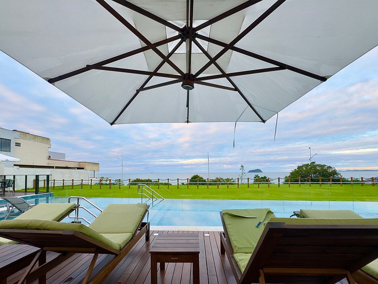 Home Club frente mar c/ Piscina Aquecida