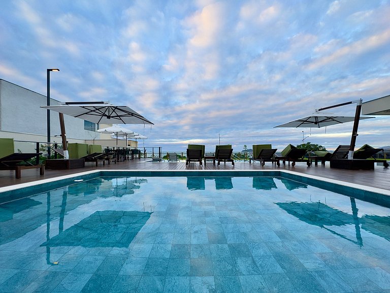 Vista Mar c/Piscina Aquecida e Churrasqueira
