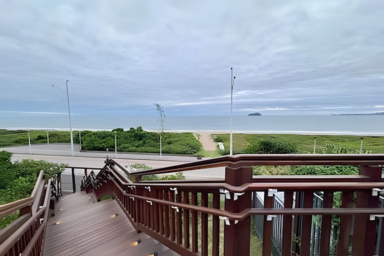 Vista Mar c/Piscina Aquecida e Churrasqueira