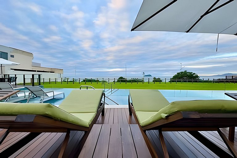 Vista Mar c/Piscina Aquecida e Churrasqueira