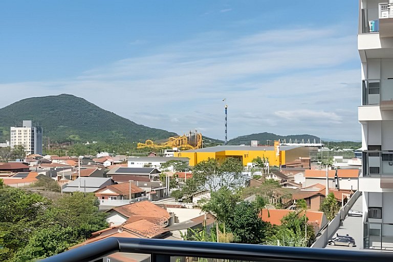 Apto Moderno em Penha | 9min Beto Carrero