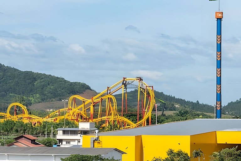 Apto Moderno em Penha | 9min Beto Carrero