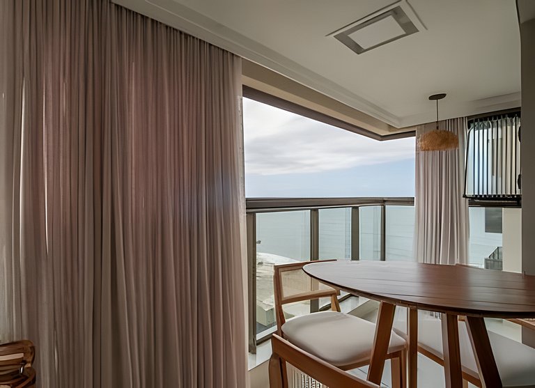 Home Club c/ Piscina e Vista Mar I Lazer completo