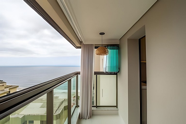 Home Club c/ Piscina e Vista Mar I Lazer completo