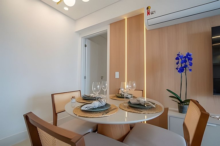 Home Club c/ Piscina e Vista Mar I Lazer completo