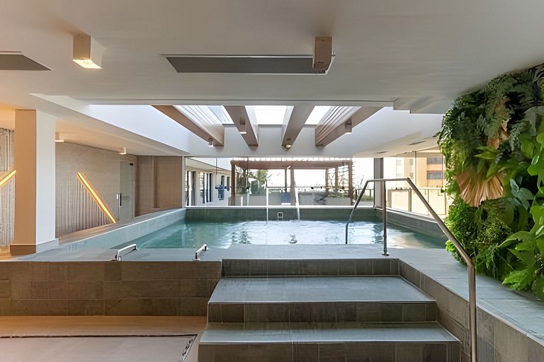 Home Club c/ Piscina e Vista Mar I Lazer completo