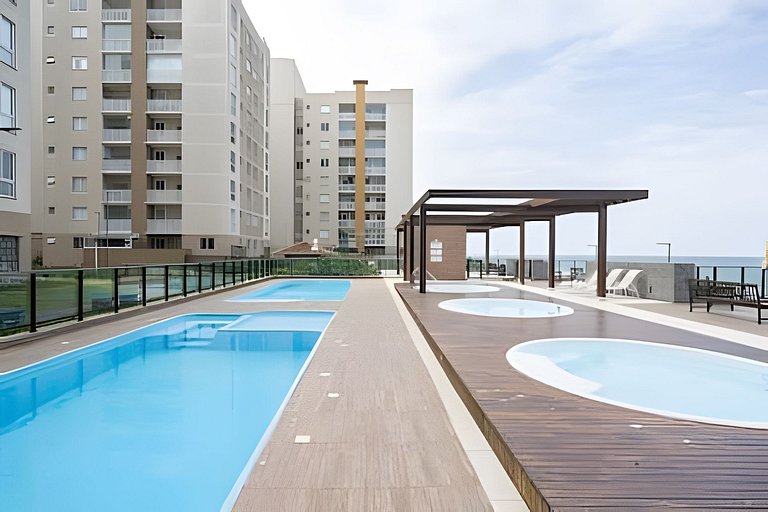Vista mar | Condomínio Pé na areia em Barra Velha