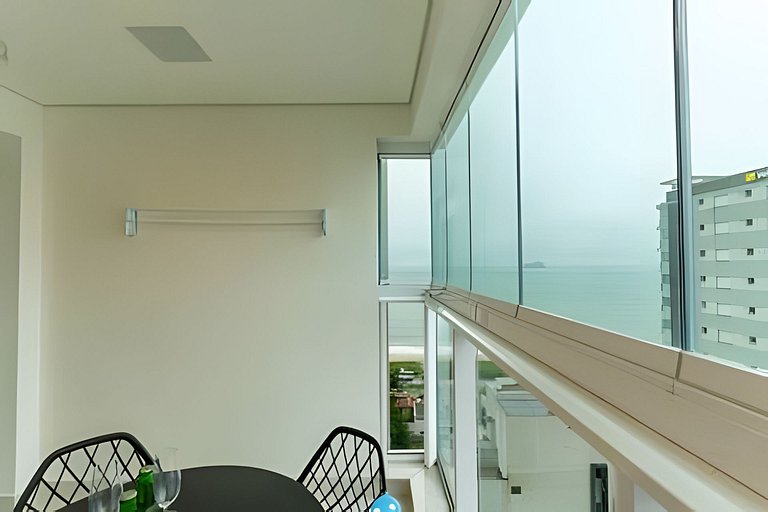 Home Club Frente-Mar com Piscinas e Lazer