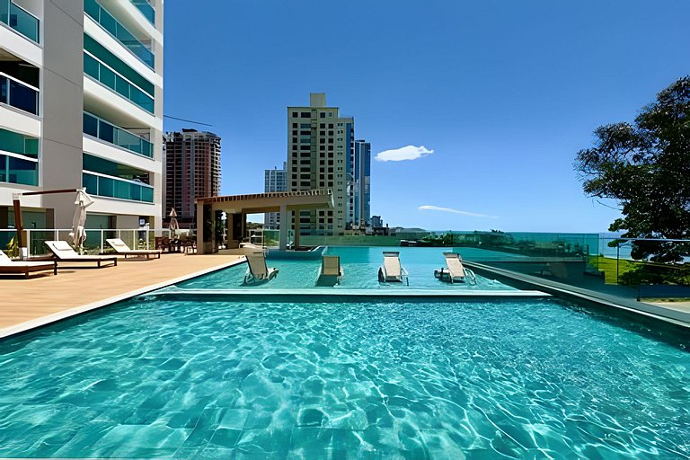 Home Club Pé na areia Vista Mar c/Piscina aquecida