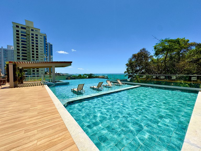Home Club Frente-Mar com Piscinas e Lazer