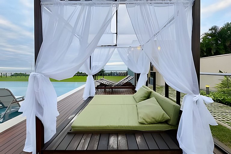 Home Club Frente Mar | Conforto e Lazer Completo